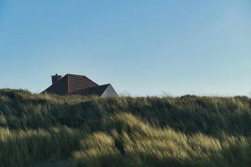 Coastal Cottage by the Sea